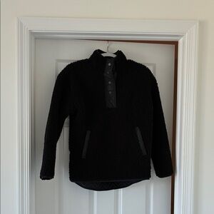 Athleta Woman’s Black Fleece Pullover